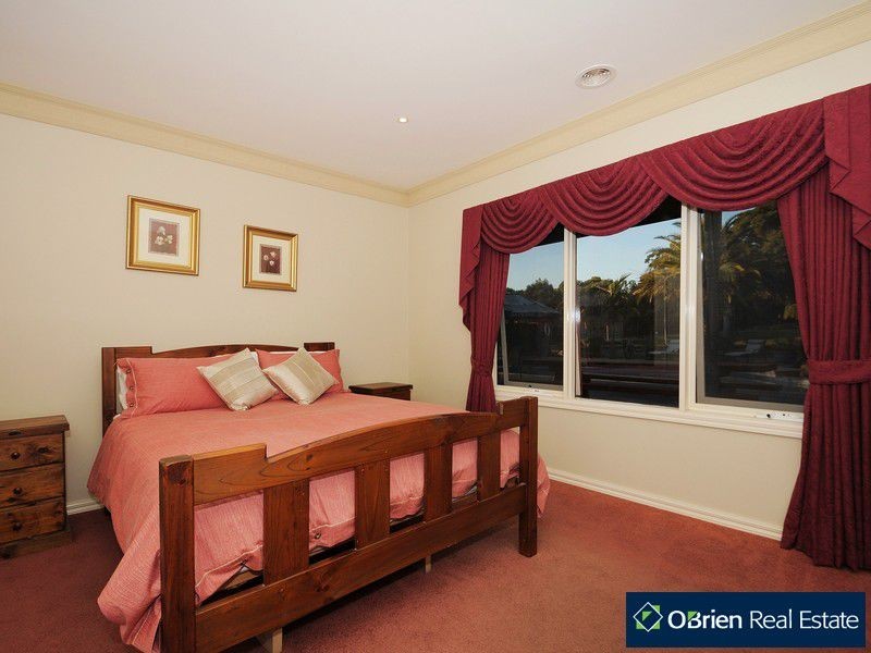 875 North Road, Cranbourne South VIC 3977
