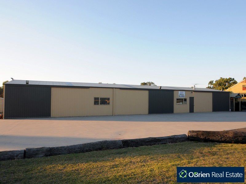 875 North Road, Cranbourne South VIC 3977