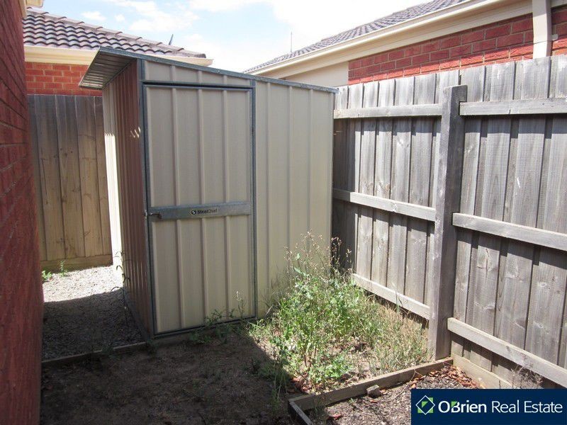 127 Melzak Way, Berwick VIC 3806