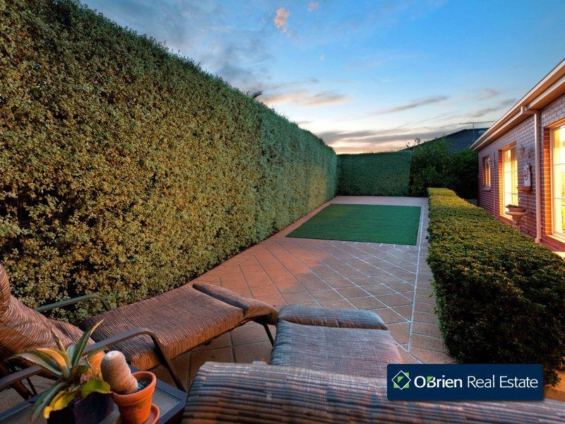 4 Flowerdale Court, Narre Warren South VIC 3805