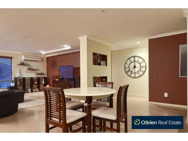 21 Caribbean Pine Court, Lyndhurst VIC 3975