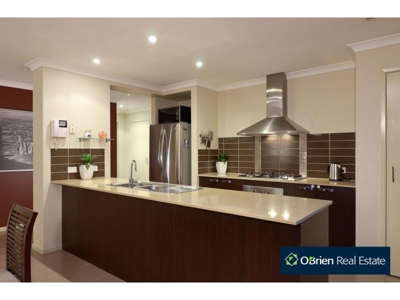 21 Caribbean Pine Court, Lyndhurst VIC 3975