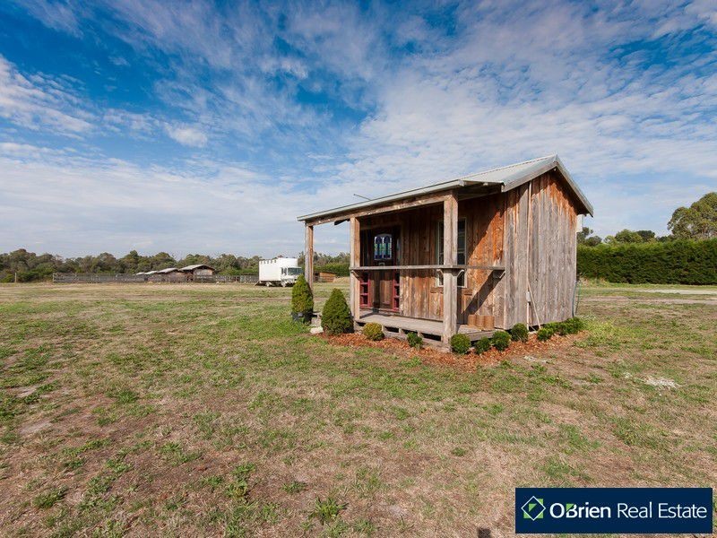 60 Oakhill Drive, Pearcedale VIC 3912