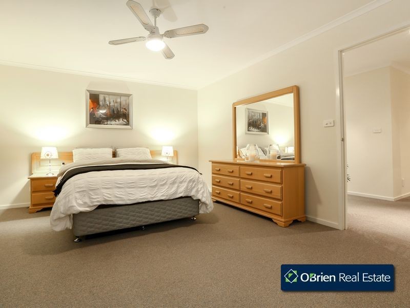 15 Wintersun Road, Berwick VIC 3806
