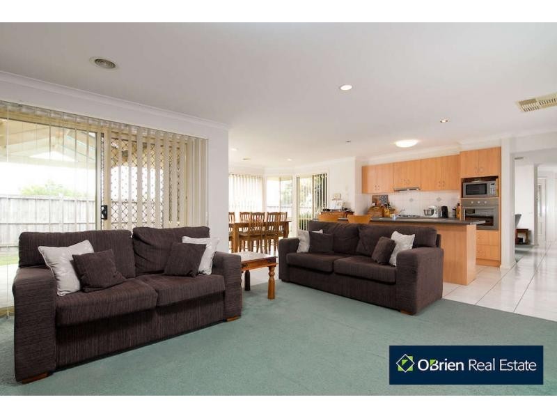 3 Champagne Grove, Narre Warren South VIC 3805