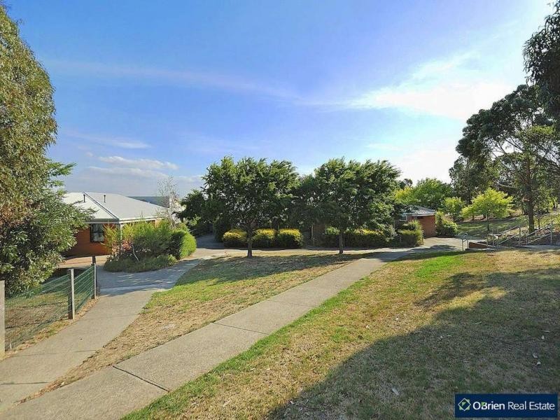 1 Mulga Rise, Narre Warren VIC 3805