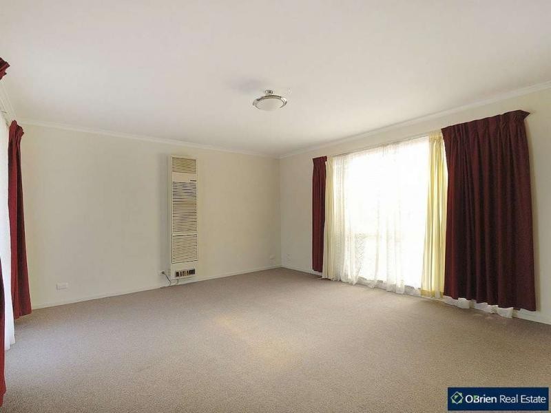 1 Mulga Rise, Narre Warren VIC 3805