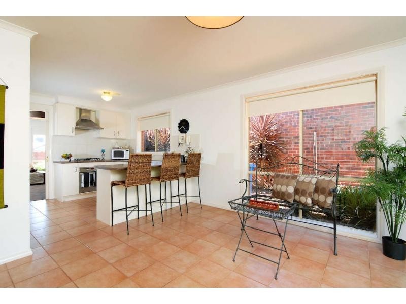 37/15-17 William Road, Berwick VIC 3806