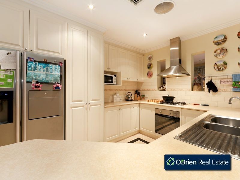 1 Pineview Court, Narre Warren South VIC 3805