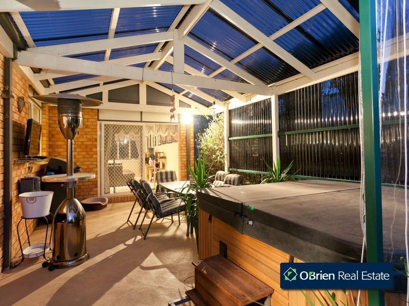 1 Pineview Court, Narre Warren South VIC 3805