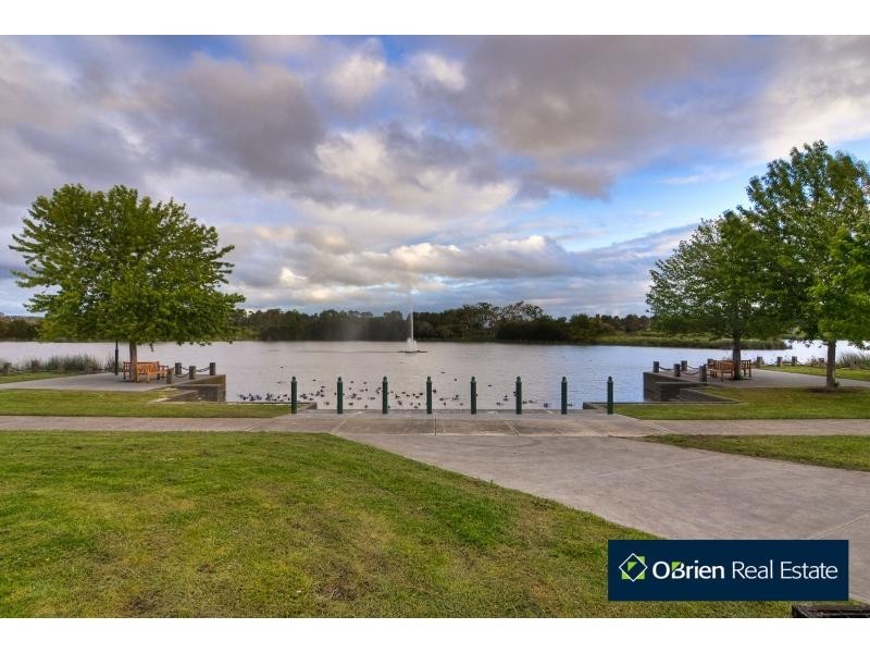 14 The Esplanade, Narre Warren South VIC 3805