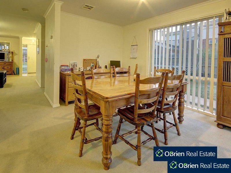 93 Sweeney Drive, Narre Warren VIC 3805