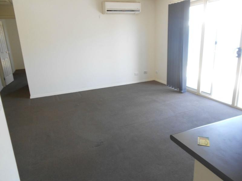 7 Banksia Grove, Pakenham VIC 3810