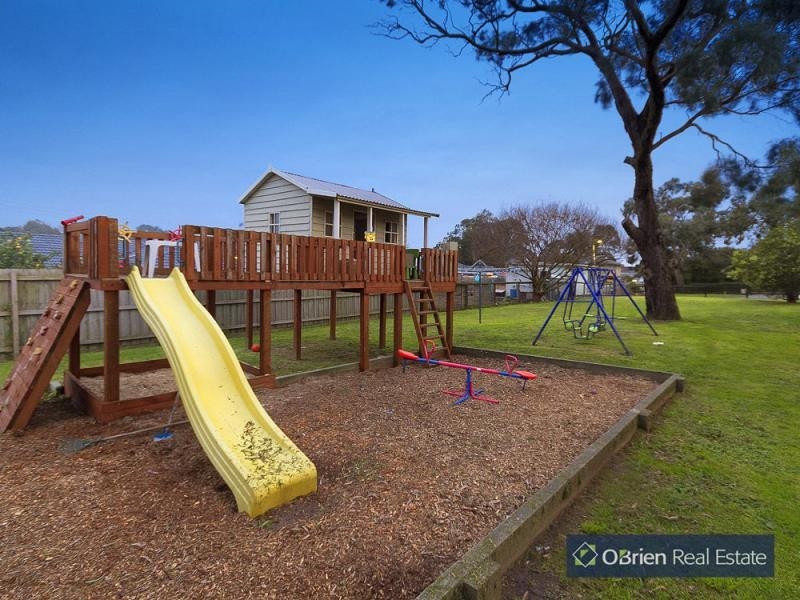 1 Shaw Road, Junction Village VIC 3977