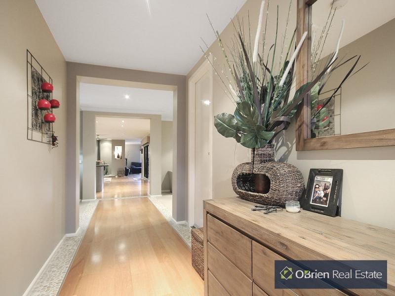 3 Sweetwattle Drive, Cranbourne South VIC 3977