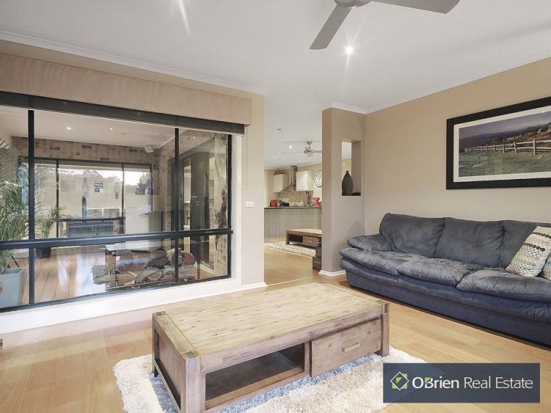 3 Sweetwattle Drive, Cranbourne South VIC 3977