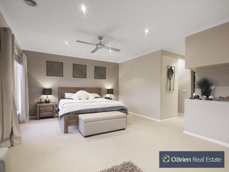 3 Sweetwattle Drive, Cranbourne South VIC 3977