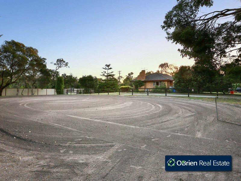 41 Browns Road, Devon Meadows VIC 3977