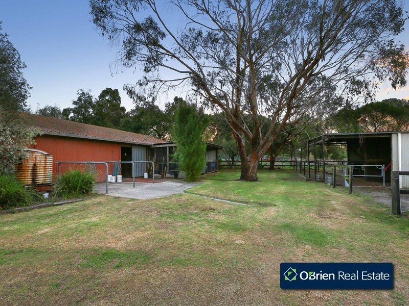 41 Browns Road, Devon Meadows VIC 3977