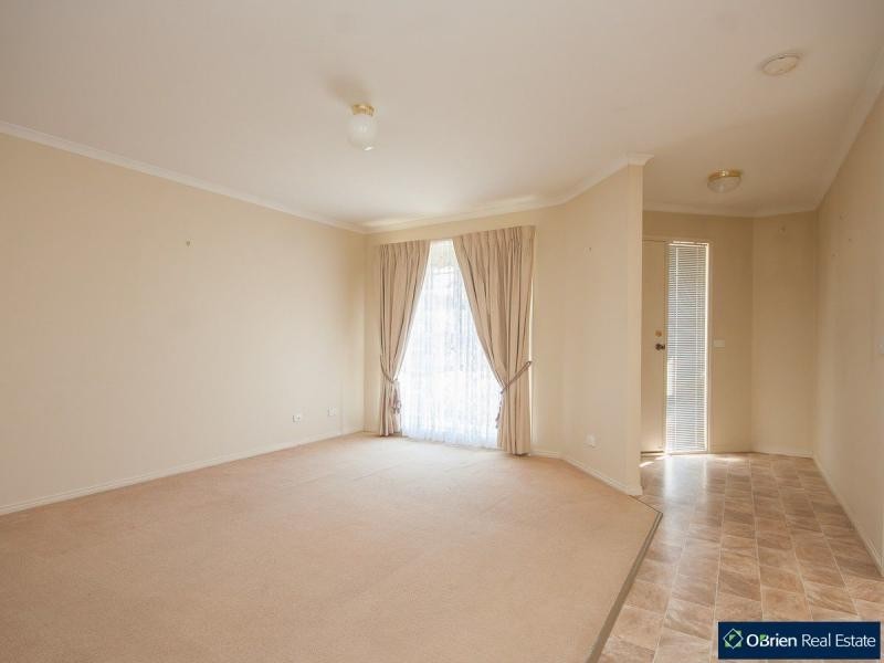 10 Kestral Close, Blind Bight VIC 3980