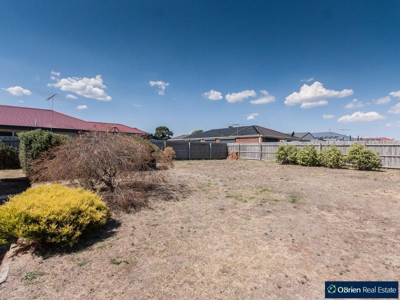10 Kestral Close, Blind Bight VIC 3980