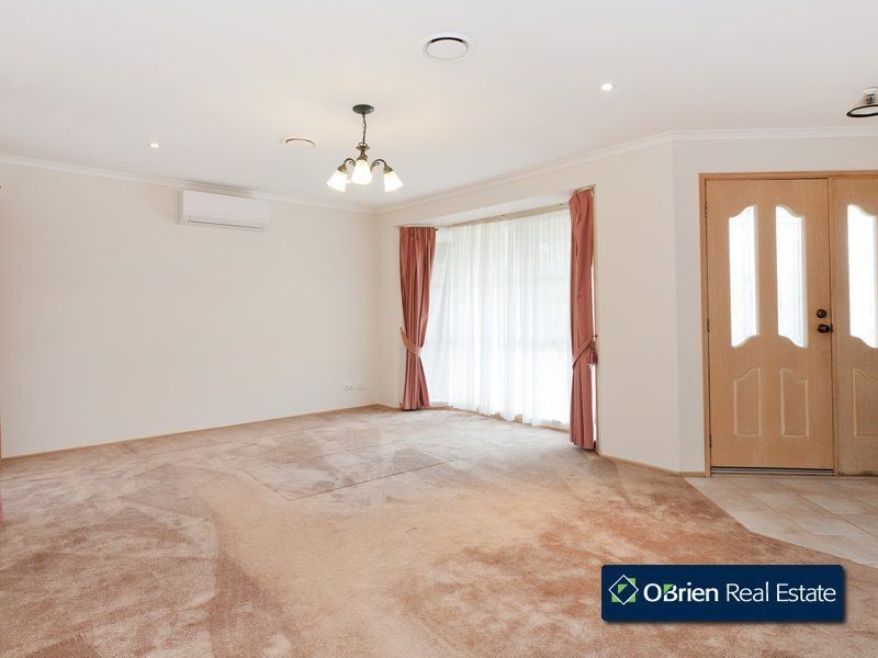 26 St Boswells Avenue, Berwick VIC 3806