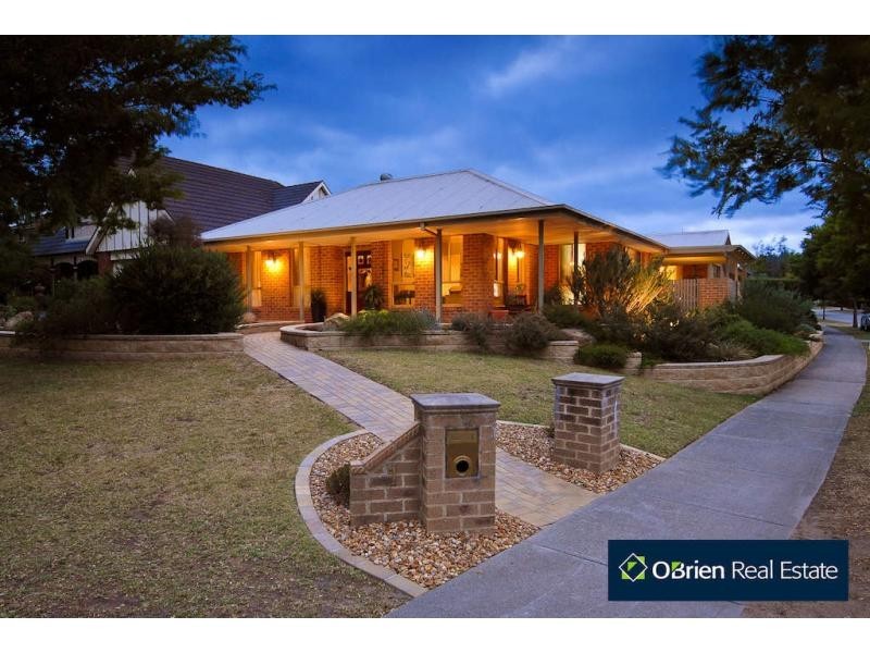 1 Nadeen Street, Narre Warren South VIC 3805