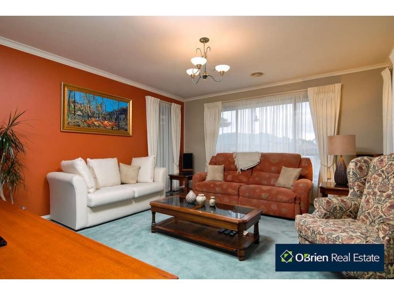 1 Nadeen Street, Narre Warren South VIC 3805