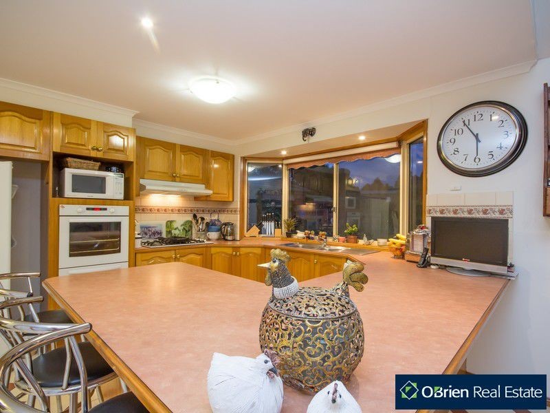 6-8 Madelyn Court, Cranbourne South VIC 3977