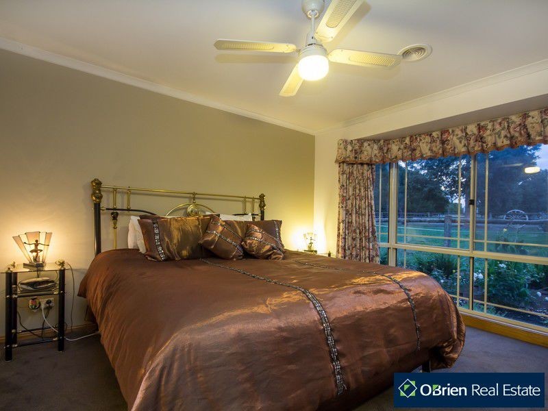 6-8 Madelyn Court, Cranbourne South VIC 3977