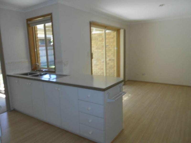 35 Ashfield Drive, Berwick VIC 3806