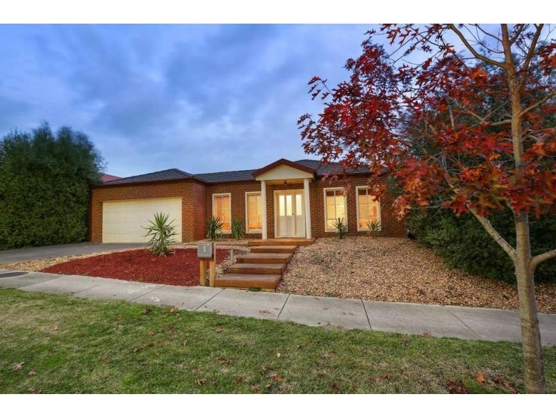 22 Ellesse Way, Berwick VIC 3806