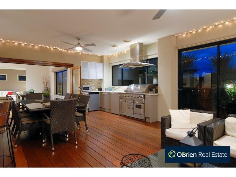 2 Avendon Court, Narre Warren South VIC 3805