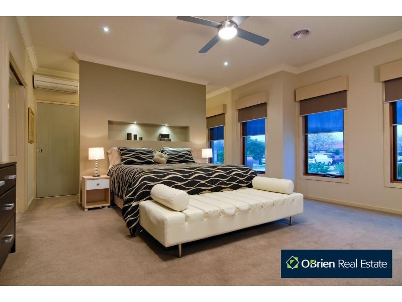 2 Avendon Court, Narre Warren South VIC 3805