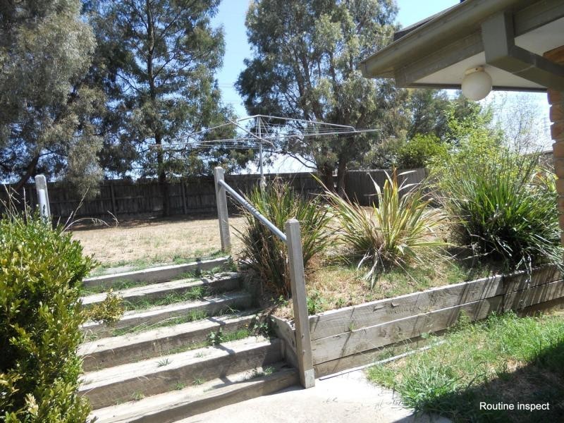 10 Terrapin Drive, Narre Warren South VIC 3805