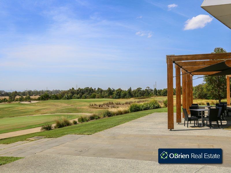 25 Lemon Grove, Cranbourne VIC 3977
