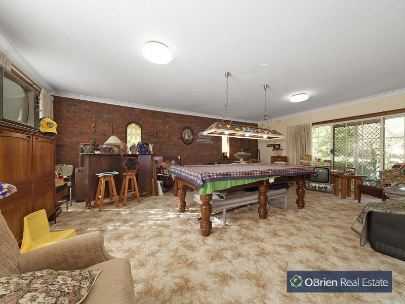 42 Mayfield Road, Cranbourne East VIC 3977