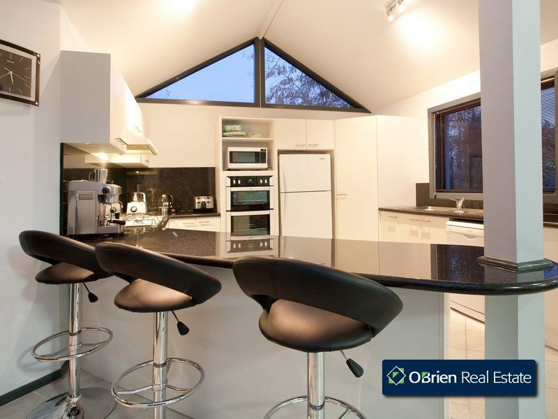 1 Cord Close, Berwick VIC 3806