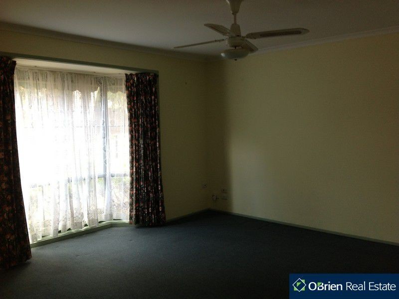 7B Coolabah Grove, Berwick VIC 3806