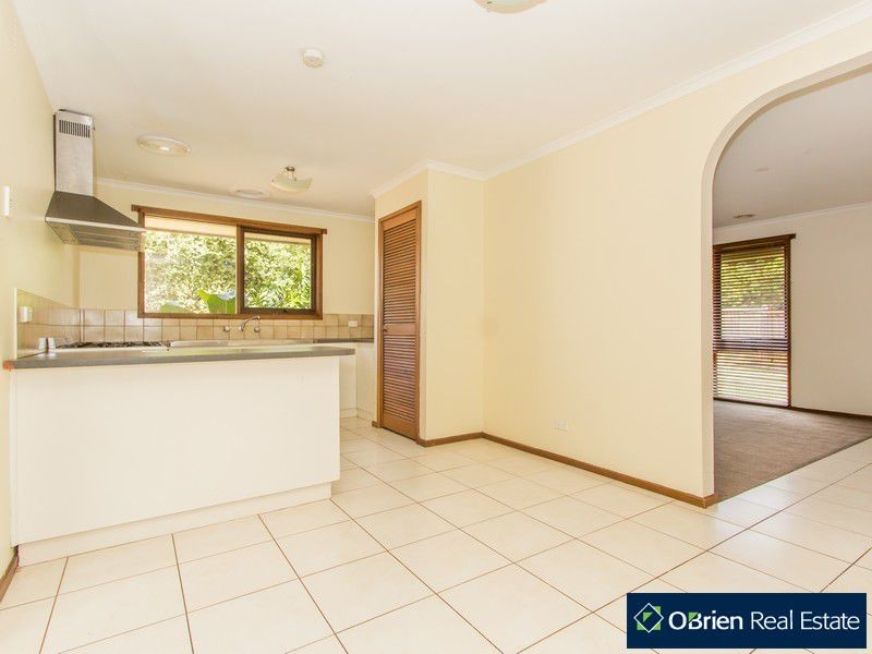 28 Endevour Drive, Cranbourne VIC 3977