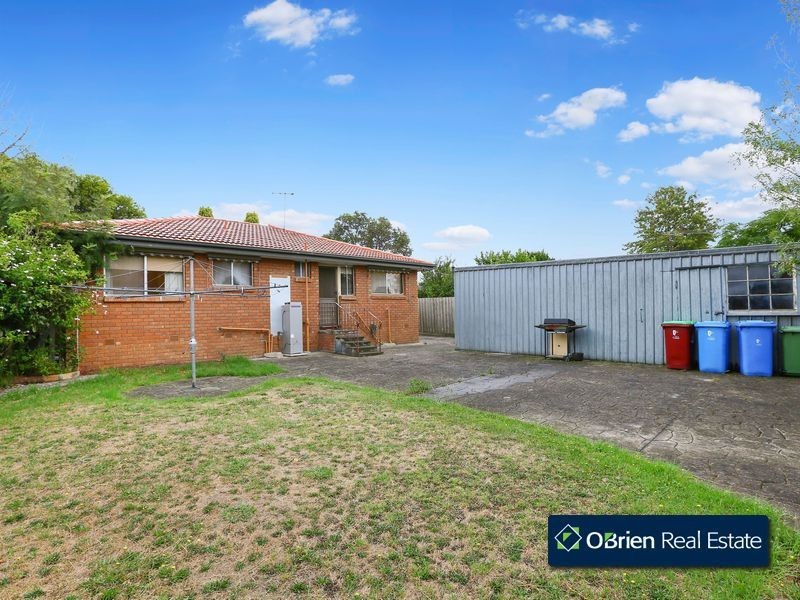 32 Winnima Avenue, Hampton Park VIC 3976