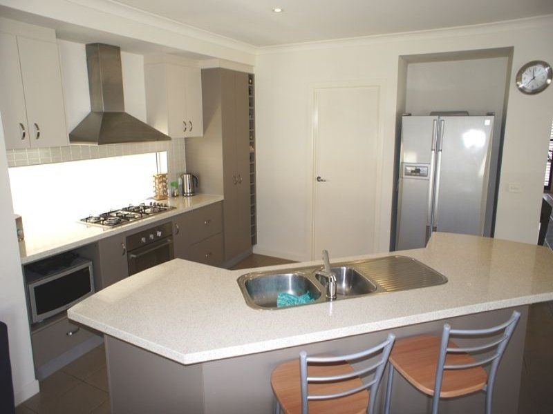 20 Kilburn Place, Pakenham VIC 3810