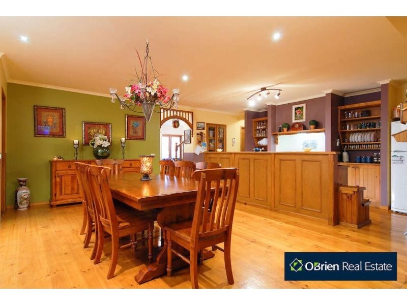 11 Eastern Park Square, Narre Warren South VIC 3805