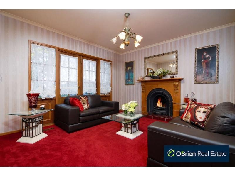 11 Eastern Park Square, Narre Warren South VIC 3805