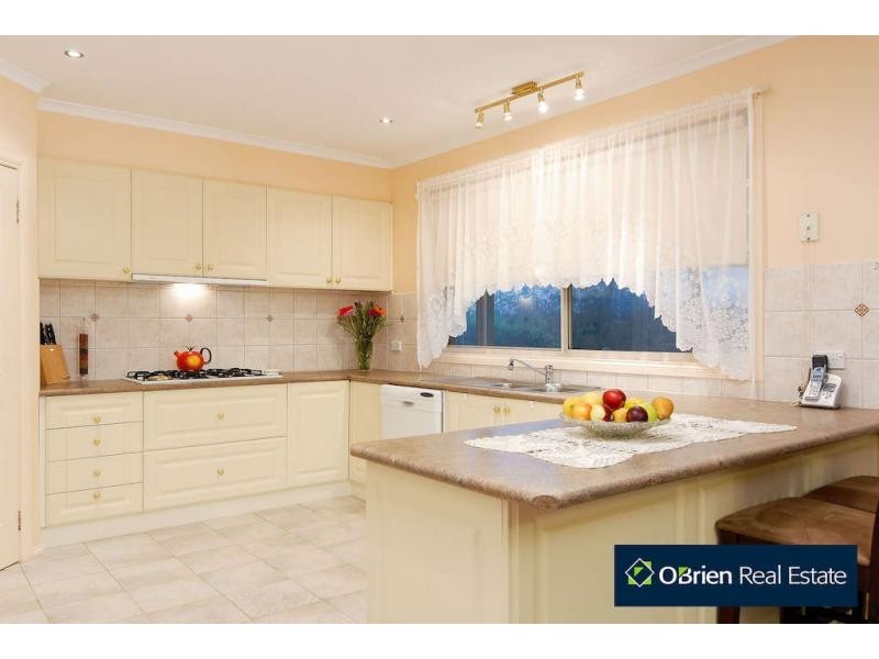 22 Harold Keys Drive, Narre Warren South VIC 3805