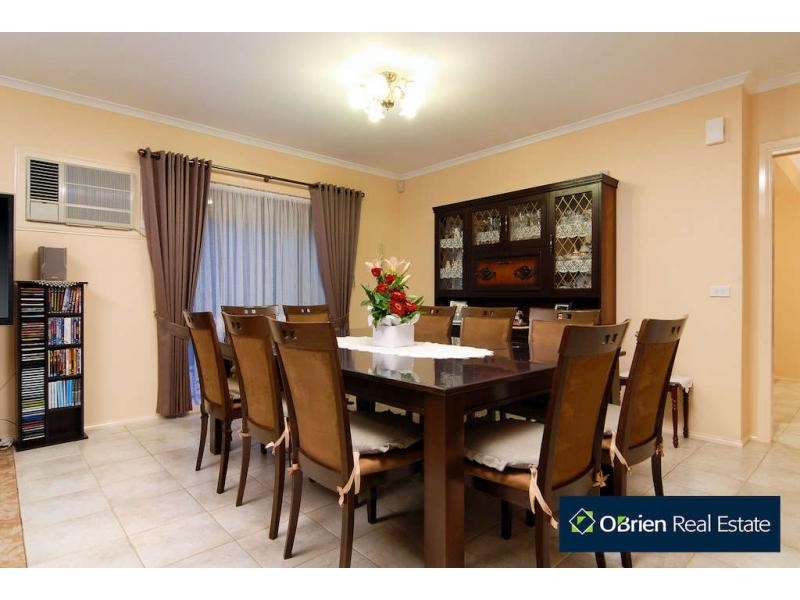 22 Harold Keys Drive, Narre Warren South VIC 3805