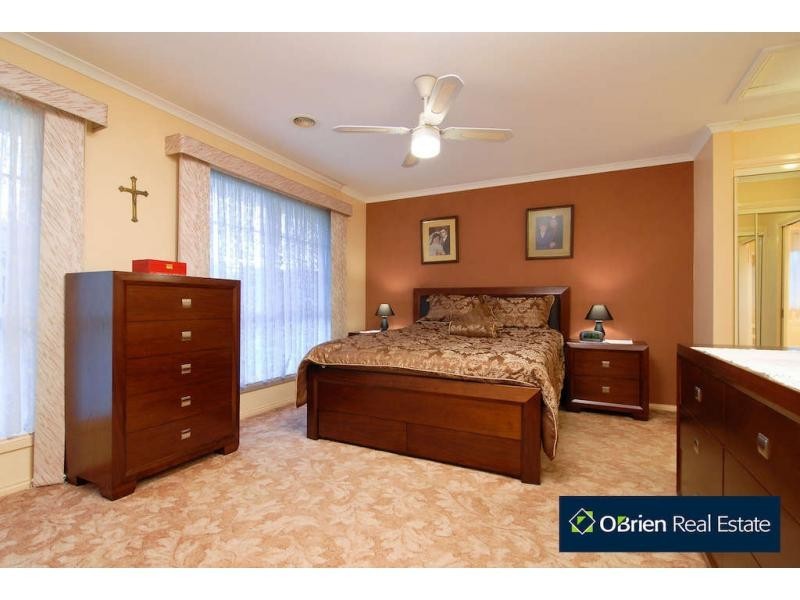 22 Harold Keys Drive, Narre Warren South VIC 3805