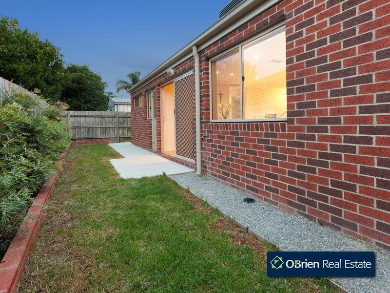 2/3 Moran Street, Narre Warren VIC 3805