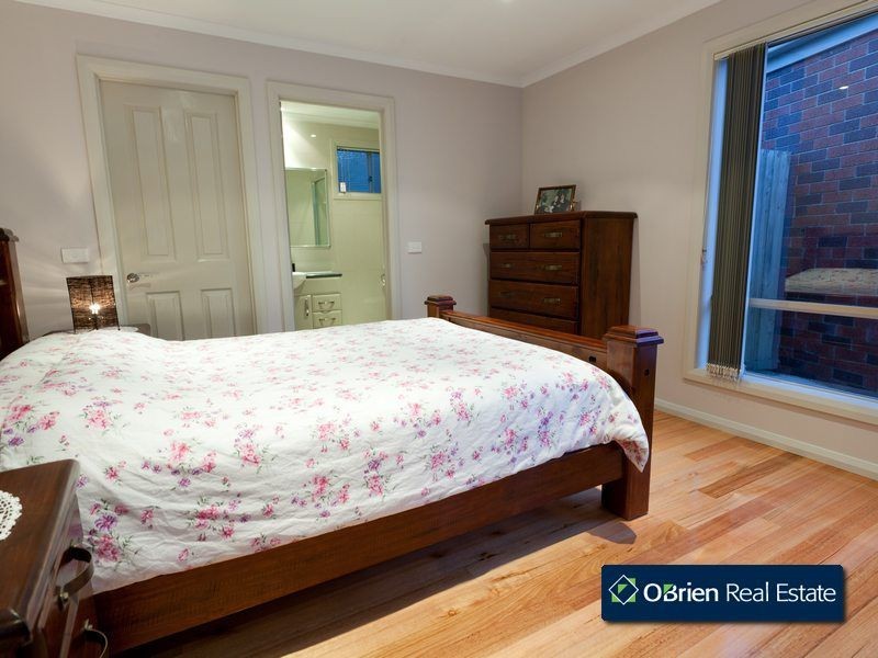 2/3 Moran Street, Narre Warren VIC 3805