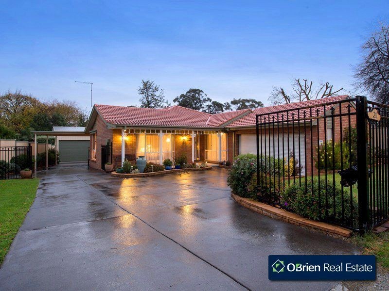 20 Tom Jones Court, Narre Warren North VIC 3804